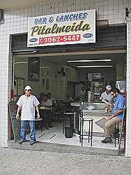 Vila Madalena - in de buurt van de Praça Benedito Calixto; lokaal restaurantje