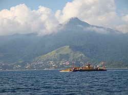 Ilhabela - pont van São Sebastião naar Ilhabela