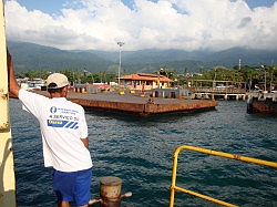 Ilhabela - pont van São Sebastião naar Ilhabela; aankomst