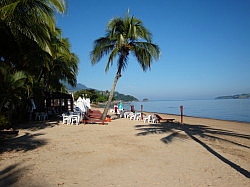 Ilhabela - strand voor het hotel