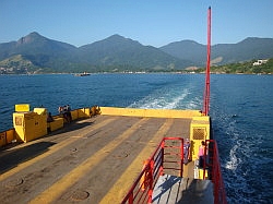 Ilhabela - pont van Ilhabela naar São Sebastião 