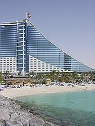 Jumeirah Beach hotel - hotel, strand en tuinen