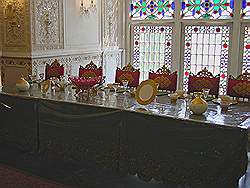 Het Sahebqaranieh paleis - eetkamer