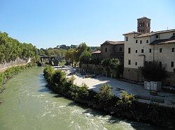 Rome - Rivier de Tiber en Isola Tiberina