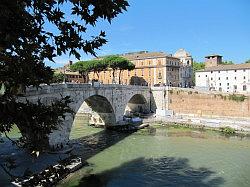 Rome - Rivier de Tiber en Isola Tiberina