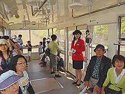 Aso - de vulkaan Mount Aso; kabelbaan terug naar de bus