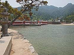 Miyajima - Itsukushima tempel; deze keer in het water