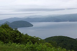 Lake Toya - uitzicht over Lake Toya