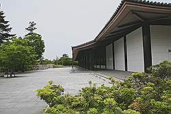 Nara - expositie gebouw