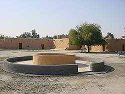 Musea in Kuwait - het rode fort in Jahra; waterput