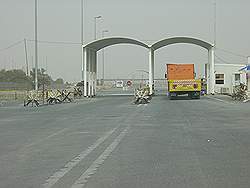 De weg naar Irak - de grensovergang tussen Kuwait en Irak