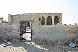 Al Ruwais - de oude moskee heeft betere tijden gekend