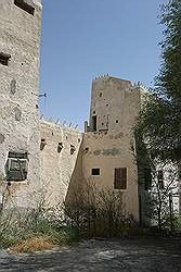 Het oude fort bij Umm Salal Mohammed