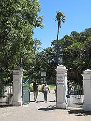 Kaapstad - VOC tuinen; ingang van de tuinen