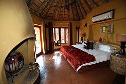 Madikwe - de Madikwe Safari Lodge; de kamers (huisjes)