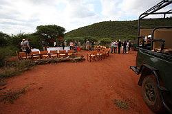 Madikwe - safari; ontbijt in de vrije natuur