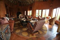 Madikwe - de Madikwe Safari Lodge; de woonkamer