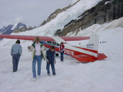 Talkeetna - rondvlucht met een C185 langs mount McKinley; geland op een gletsjer op 6000ft hoogte