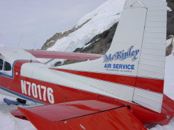 Talkeetna - rondvlucht met een C185 langs mount McKinley; geland op een gletsjer op 6000ft hoogte