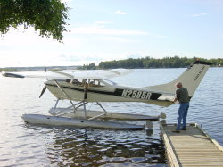 Beaver Air Taxi - prachtig vliegtuig zo'n Cessna 182 op floats