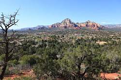 Sedona - mooi uitzicht vanaf een heuvel vlak bij het vliegveld