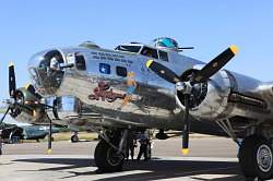 CAF vliegtuig museum - Boeing B-17G 'Flying Fortress'