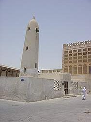 Huis van Siyadi - moskee op de voorgrond