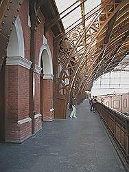 De stad - Luz spoorweg station