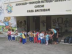 Casa Amsterdam - de groep wat oudere kinderen