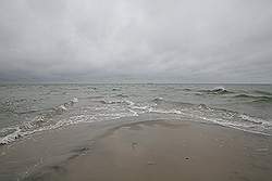 Skagen - het noordelijkste puntje van Denemarken; links de Noordzee en rechts de Oostzee