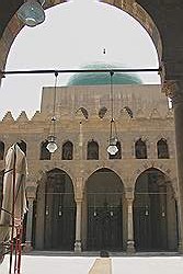 Een van de andere moskeeen naast de Mohamed Aly moskee
