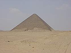 De piramiden van Dahshur - de rode piramide