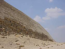 De piramiden van Dahshur - de geknikte piramide
