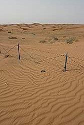 Landschap langs de weg van Hatta naar Dubai