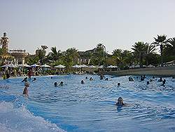 Wild Wadi - golfslagbad