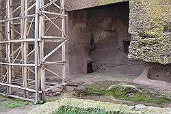 Lalibela - kerk, uitgehouwen uit de rotsen