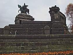 Koblenz - monument ter nagedachtenis aan keizer Wilhelm 1