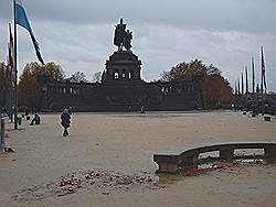 Koblenz - monument ter nagedachtenis aan keizer Wilhelm 1