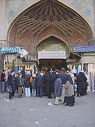 Teheran - de ingang van de Grand Bazar