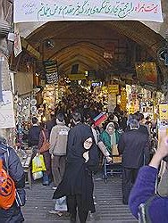 Teheran - de ingang van de Grand Bazar