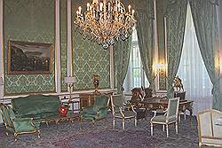 Het witte paleis - de zitkamer