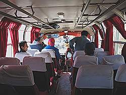 Tochal tele cabin - met de bus naar de uitgang van het park