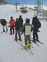 Tochal tele cabin - skihelling op 3750 m hoogte; skiklas