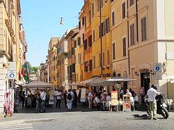 Rome - straatbeeld; straatje in de buurt van de St. Piter