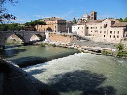 Rome - Rivier de Tiber en Isola Tiberina