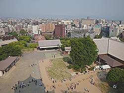 Kumamoto - Kumamoto castle; uitzicht vanaf observatiedek