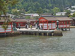 Miyajima - Itsukushima tempel; deze keer in het water