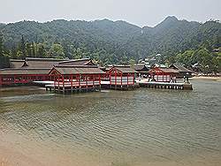 Miyajima - Itsukushima tempel; deze keer in het water