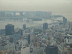 Minato - Tokyo tower; het kan nog hoger - uitzicht vanaf het speciale observatiedek