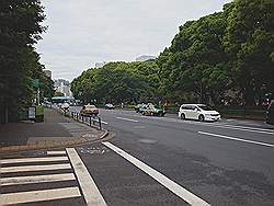 Minato - net buiten Tokyo tower een heel ander straatbeeld